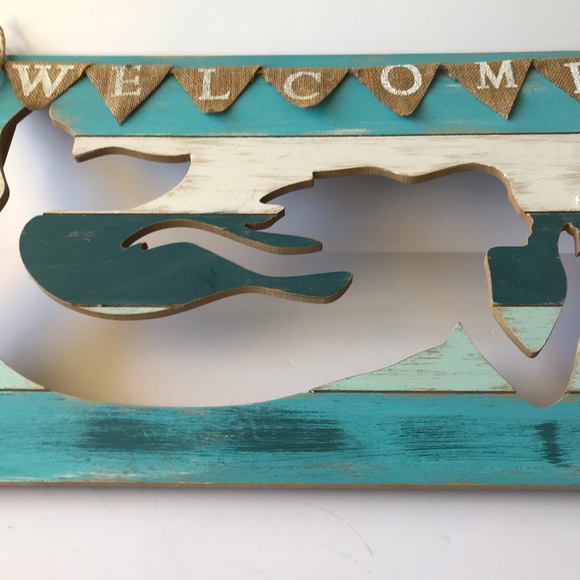 Large Wooden Mermaid Welcome Sign - Picture 2 of 10